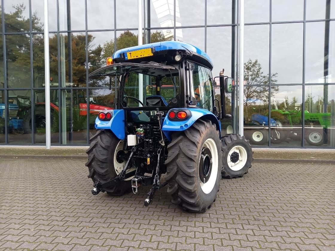 New Holland T4.65