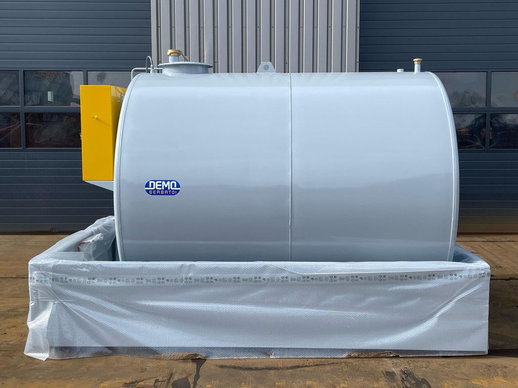 Emiliana Serbatoi TF9/50 9000Ltr fuel tank