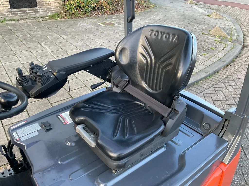 Toyota 8FBE18T 1800KG 4.70METER HEFTRUCK