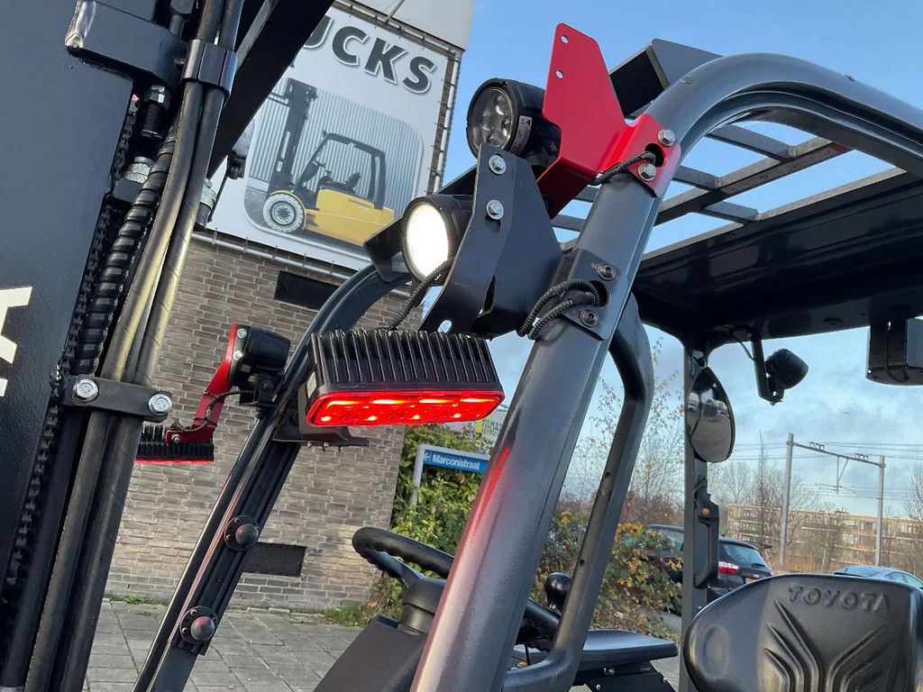 Toyota 8FBE18T 1800KG 4.70METER HEFTRUCK