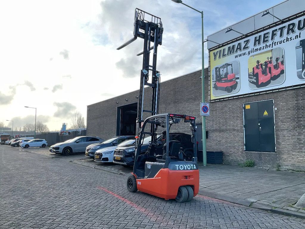 Toyota 8FBE18T 1800KG 4.70METER HEFTRUCK