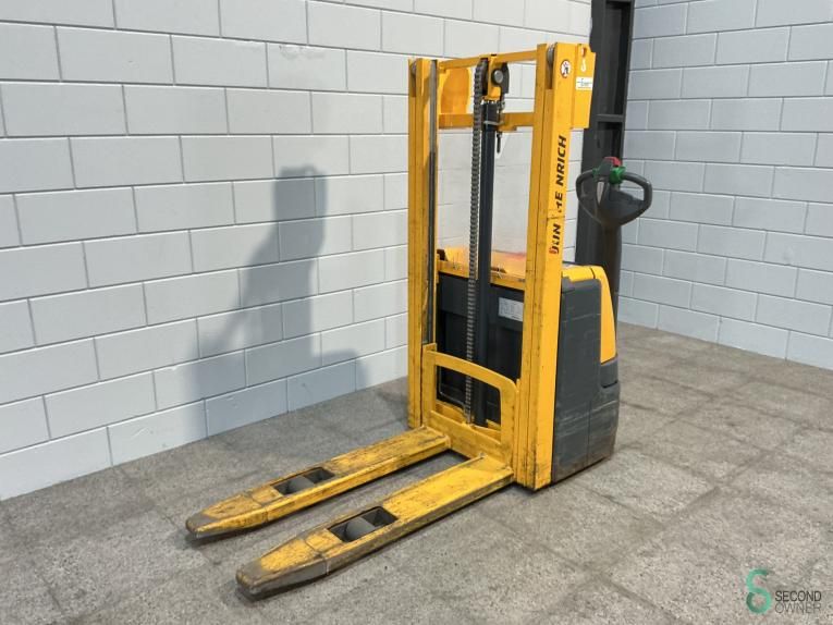 Stackers Electric Jungheinrich EJC 112 2013