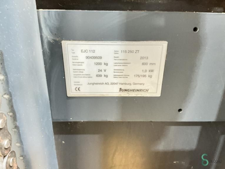 Stackers Electric Jungheinrich EJC 112 2013