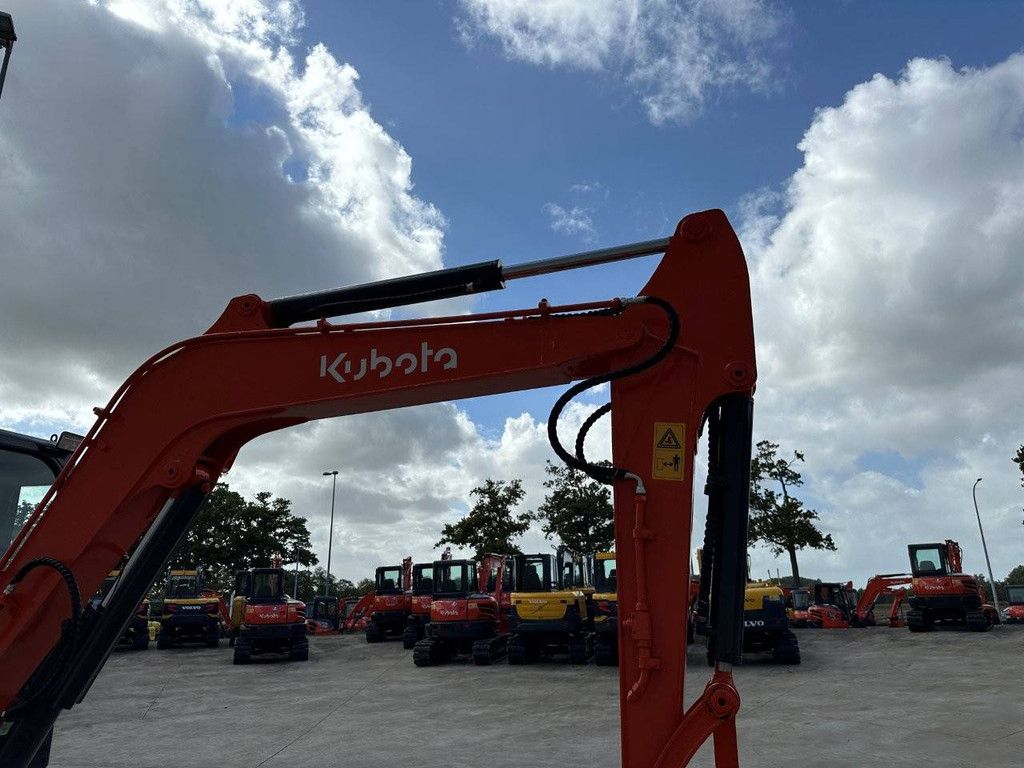 Crawler excavator Kubota KX155-3SZ Diesel 29.4kW 2012