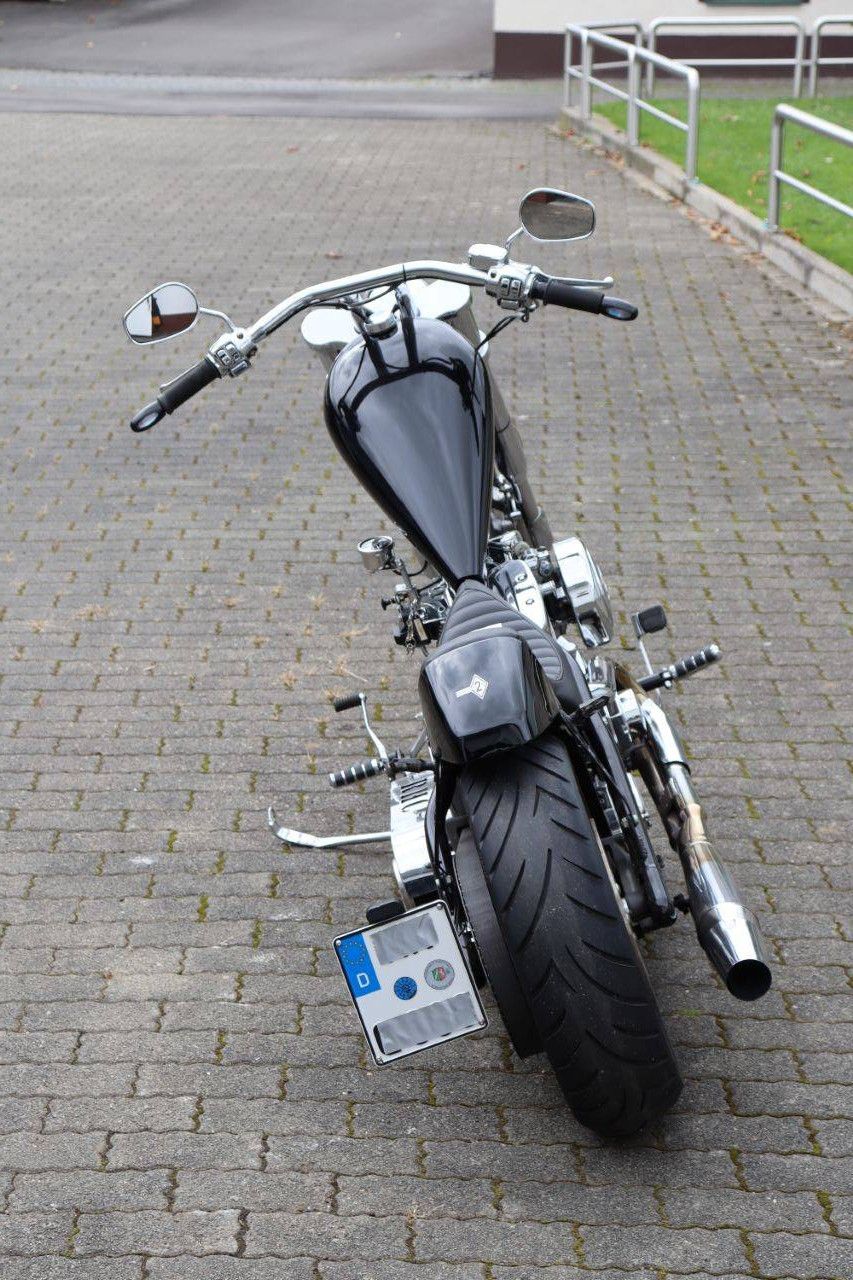 Motor Red Hills Choppers Rev Tech Spoon 15 Petrol 36kW 2016