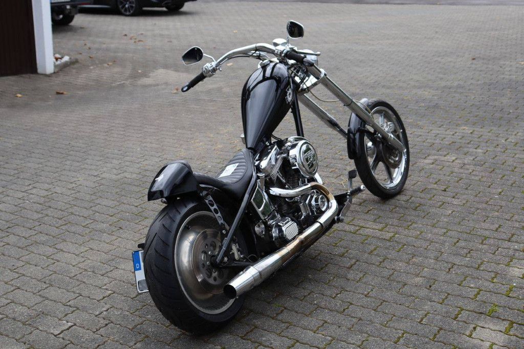 Motor Red Hills Choppers Rev Tech Spoon 15 Petrol 36kW 2016