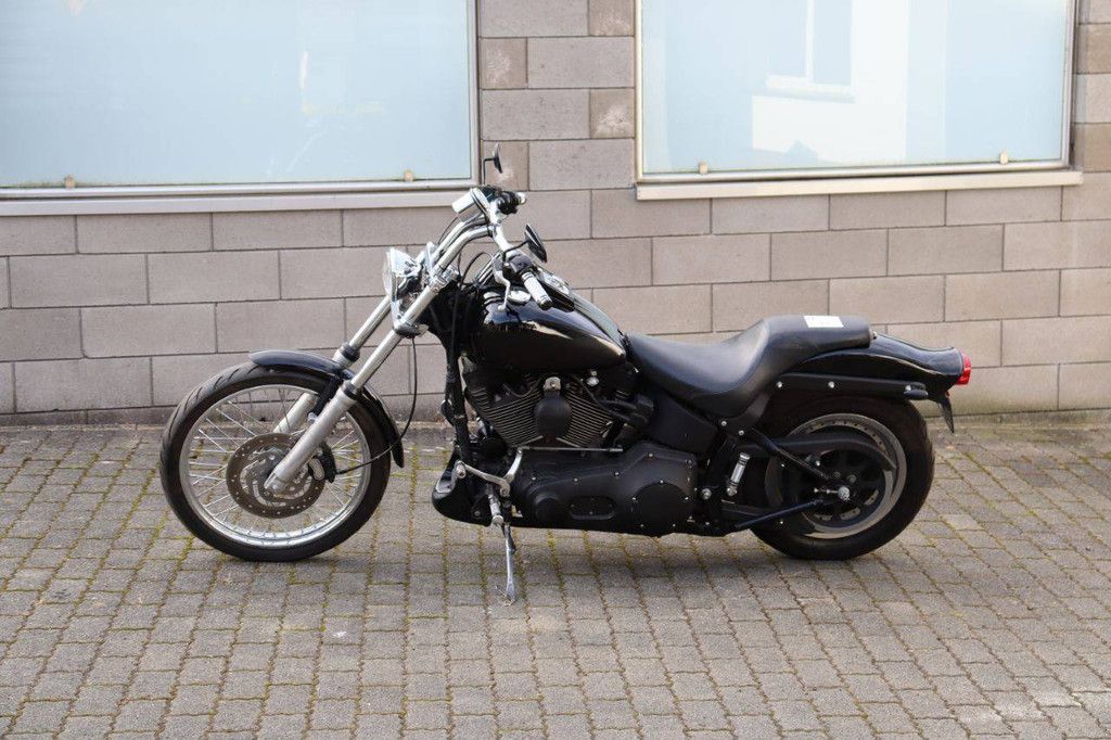 Motorrad Harley-Davidson Softail Night Train Benzin 46kW 2000