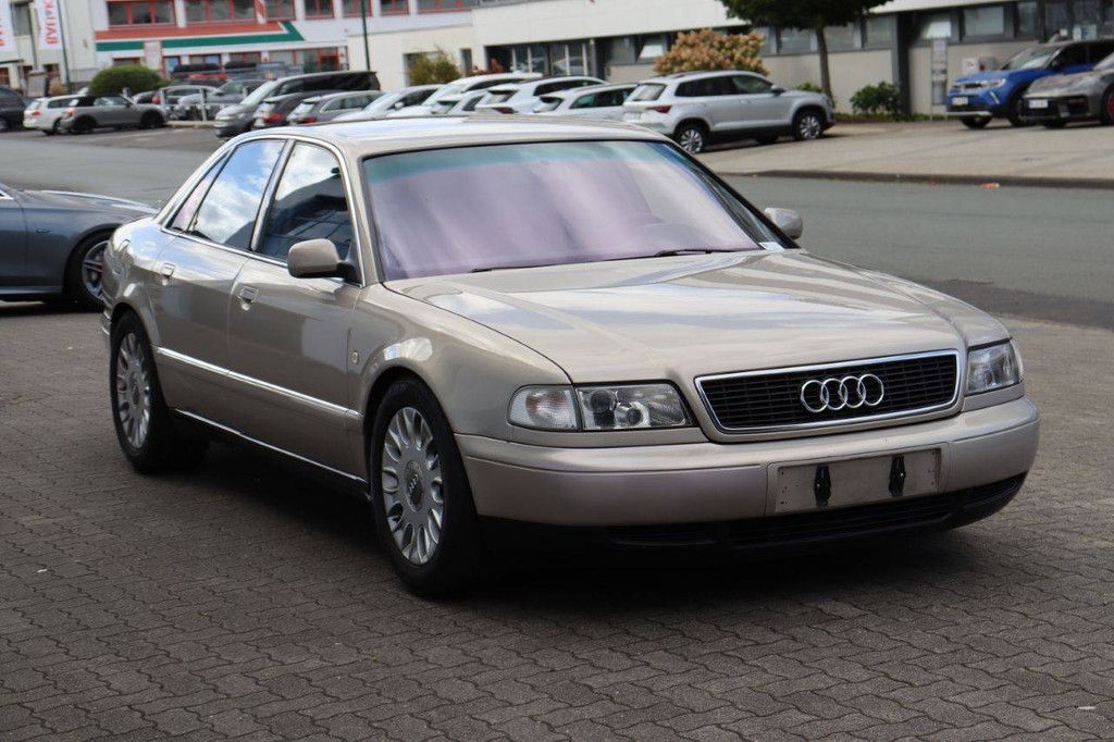Audi A8 3.7 Quattro Petrol 230hp 1997 (Margin)