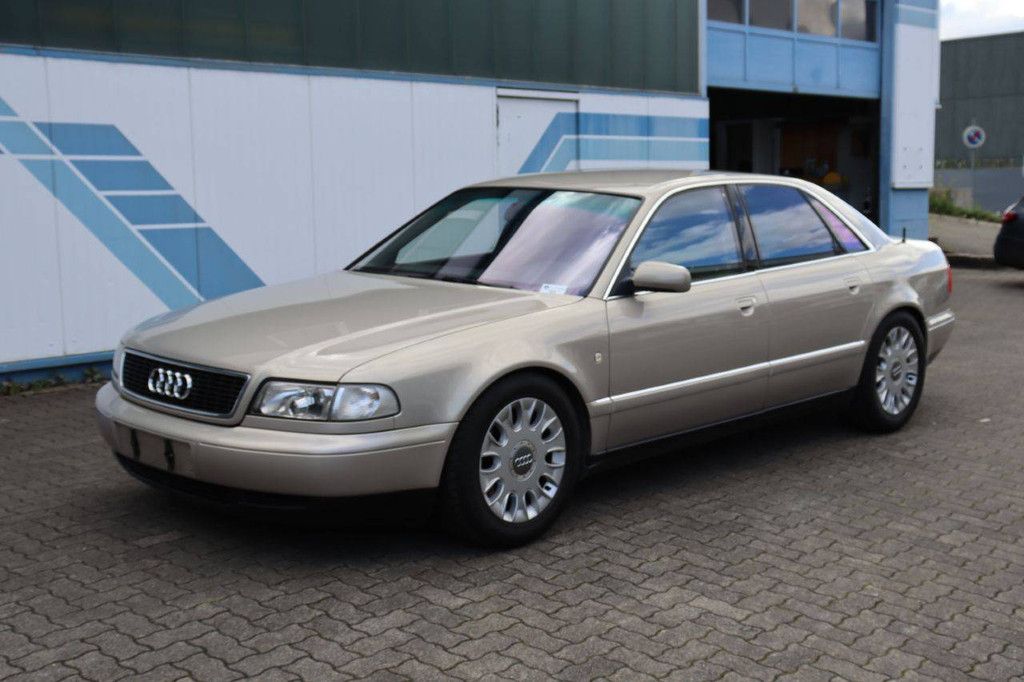 Audi A8 3.7 Quattro Petrol 230hp 1997 (Margin)
