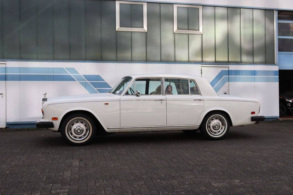 Passenger car Rolls-Royce Silver Shadow 1 Petrol 1974 (Margin)