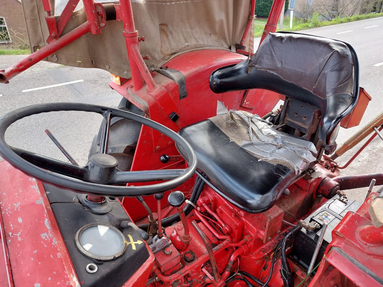 International 353 5804 uur I.Z.G. ST