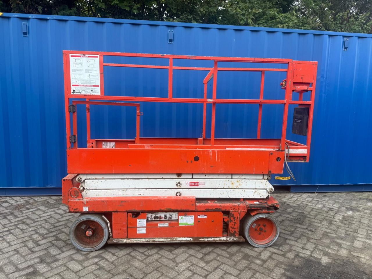 Snorkel S2033 hoogwerker (8 mtr) met zeer goede accus