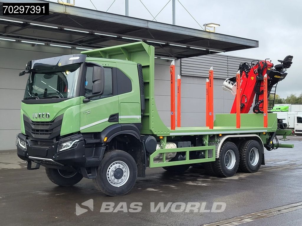 Iveco T-Way 450 6X6 UNUSED! Palfinger Q150Z Crane Retarder Holztransport Big-Axle LED Euro 6