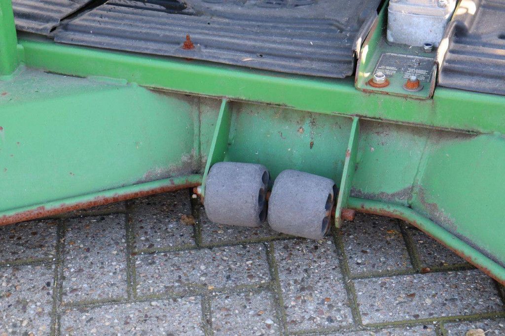 Lawn mower John Deere 1505 Diesel 2012
