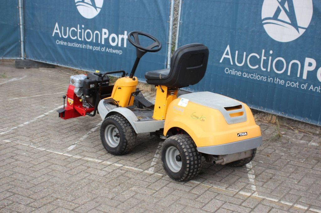 Zitmaaier Stiga Park P901 Benzine 12.5pk 2013 met bladblazer