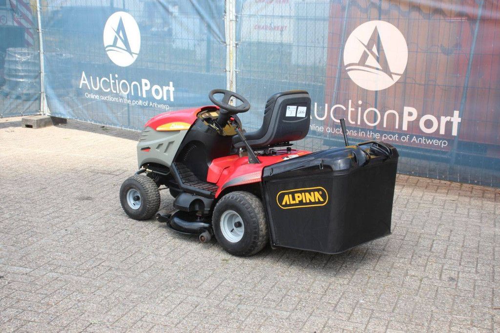 Colombia PA185B102H Petrol Riding Mower