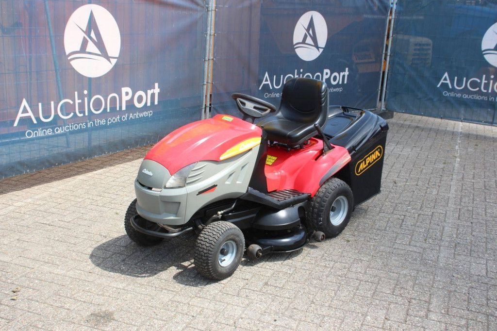 Colombia PA185B102H Petrol Riding Mower