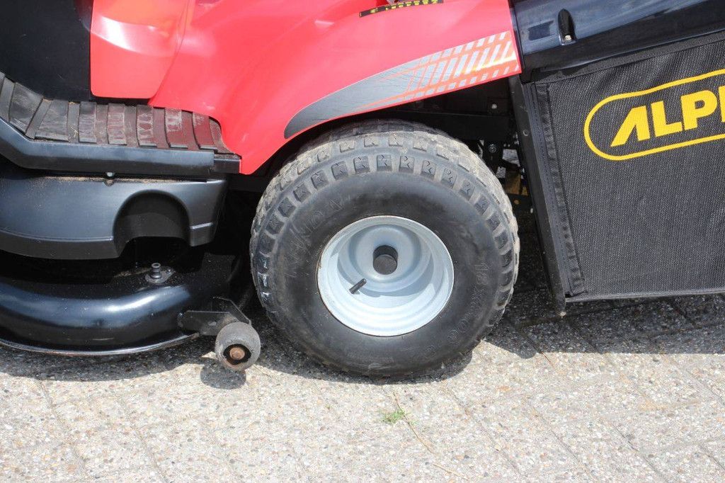 Colombia PA185B102H Petrol Riding Mower