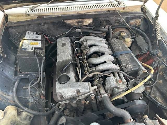 Mercedes-Benz W115 Diesel 1971 (Margin)