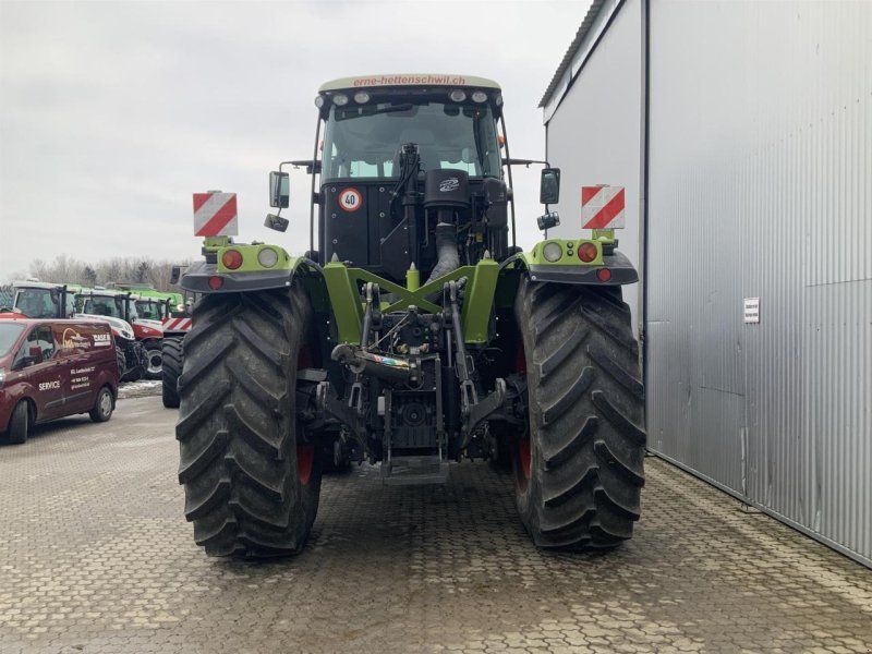 Claas Xerion 3300
