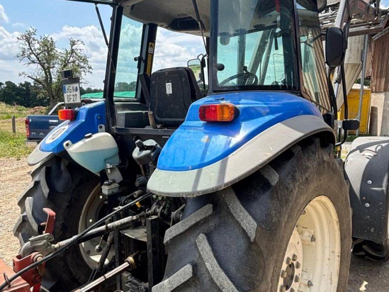 New Holland TD80d
