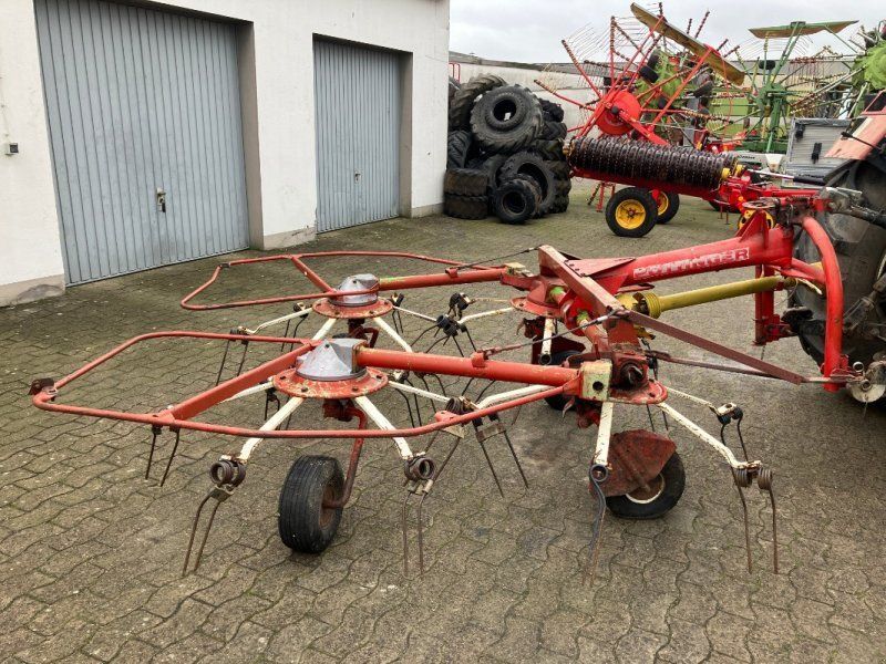 Pöttinger 4-Kreisel