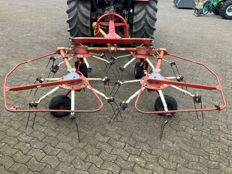 Pöttinger 4-Kreisel