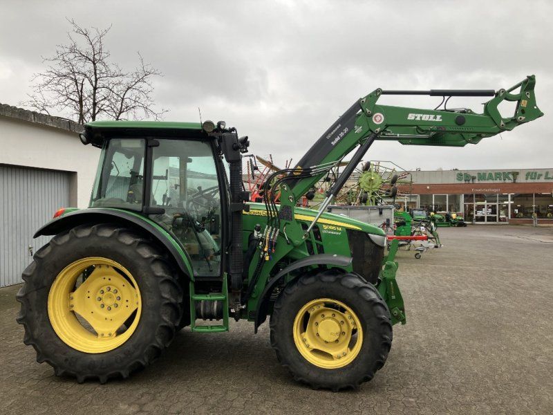 John Deere 5085M