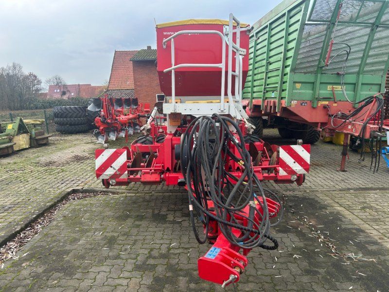 Pöttinger Terrasem R3