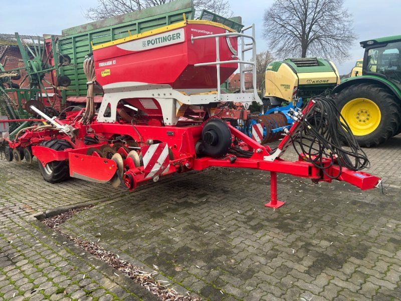 Pöttinger Terrasem R3