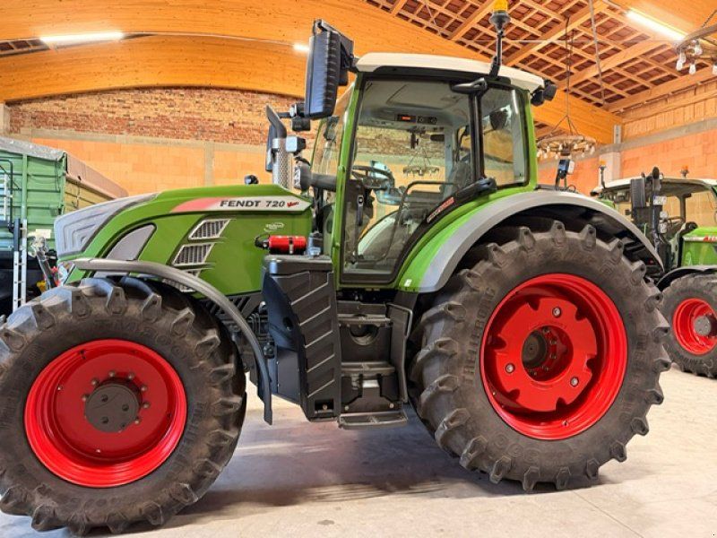 Fendt 720 Vario S4 Profi Plus