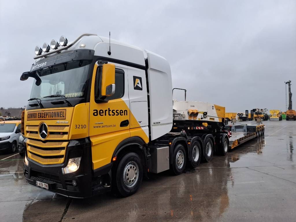 Mercedes-Benz 4158LS 8x4 + Euro Mega 1+4 (Low hour readings)