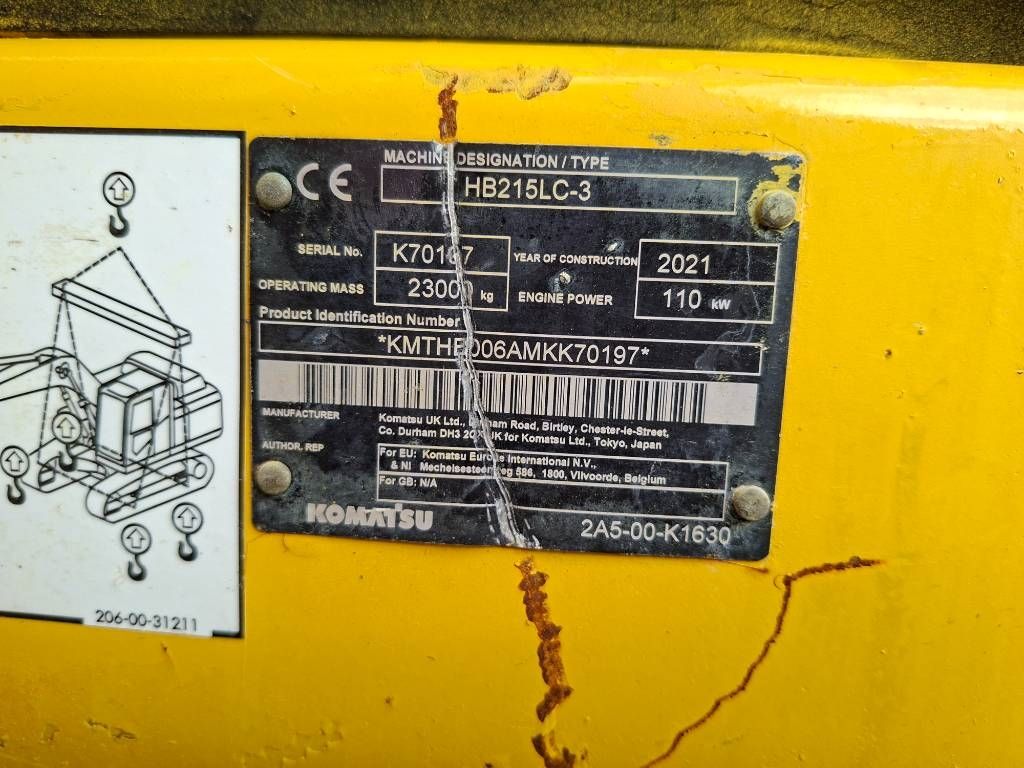 Komatsu HB215LC-3