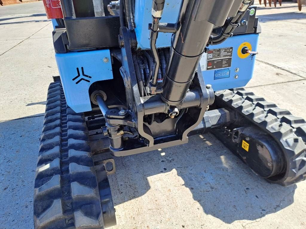 Sany SY19E Electric (3 Buckets)