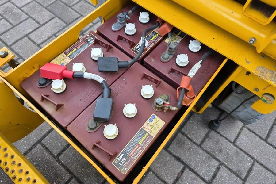 Haulotte Compact 8 As-Is, Electric, 8.2m Working Height, 35