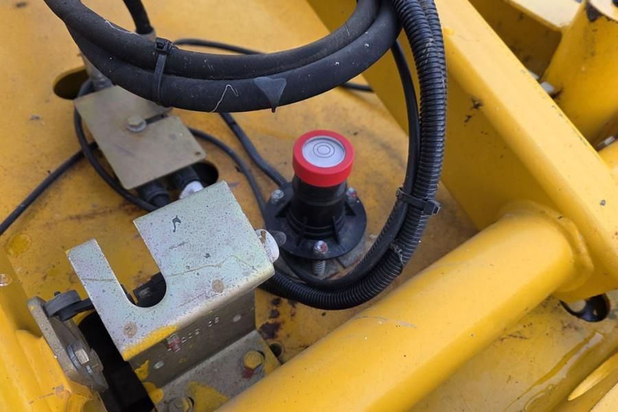 Haulotte Compact 8 Electric, 8.2m Working Height, 350kg Cap