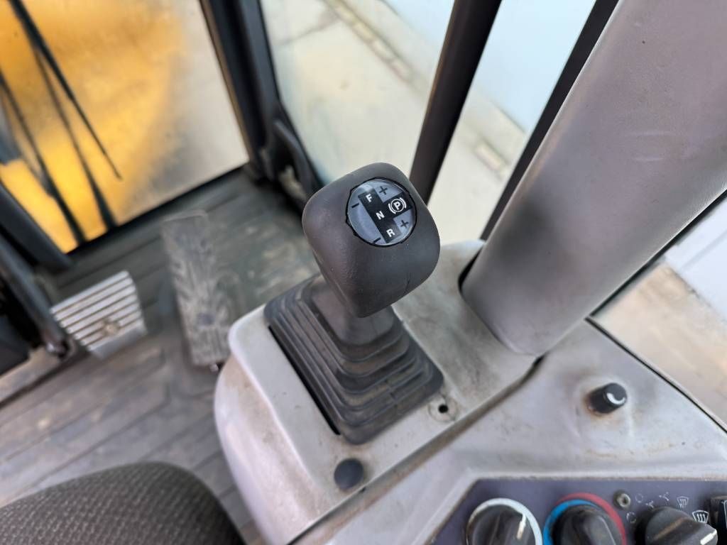 Volvo G970 - 4.88m Blade / 3 Tine Ripper / EPA