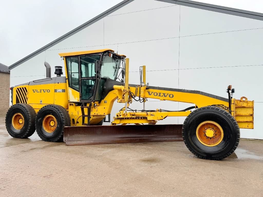 Volvo G990 - 4.85m Blade / Pushblock / Airco