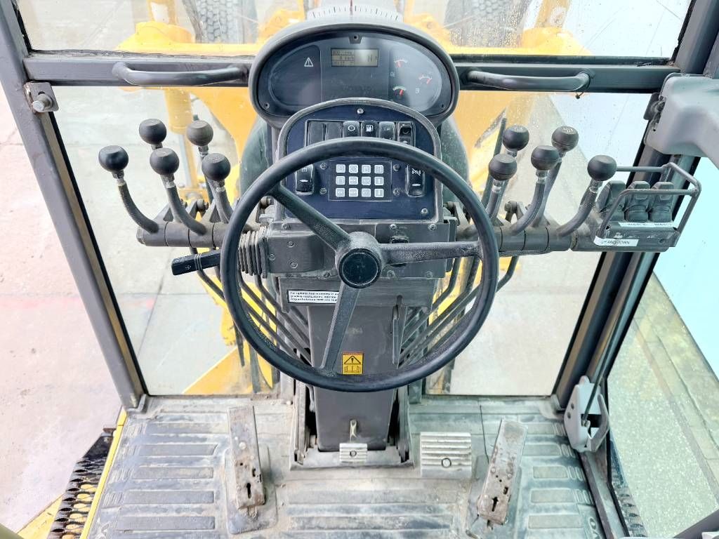 Volvo G990 - 4.85m Blade / Pushblock / Airco