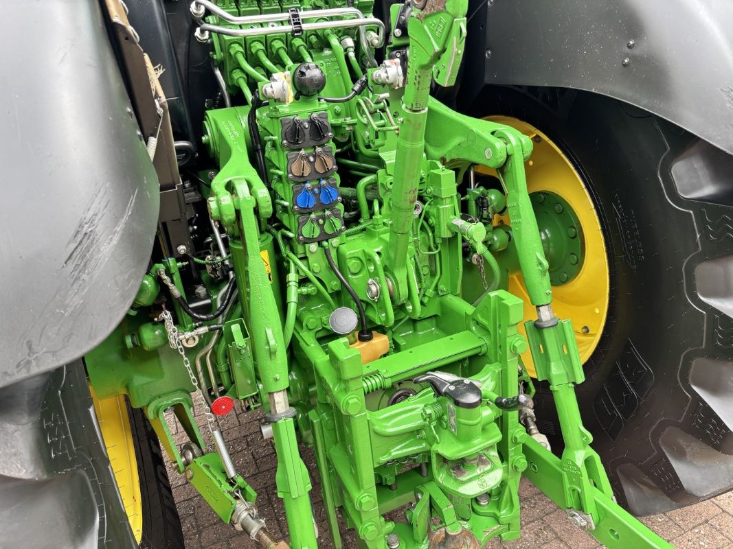 John Deere 6195R 5435 uur