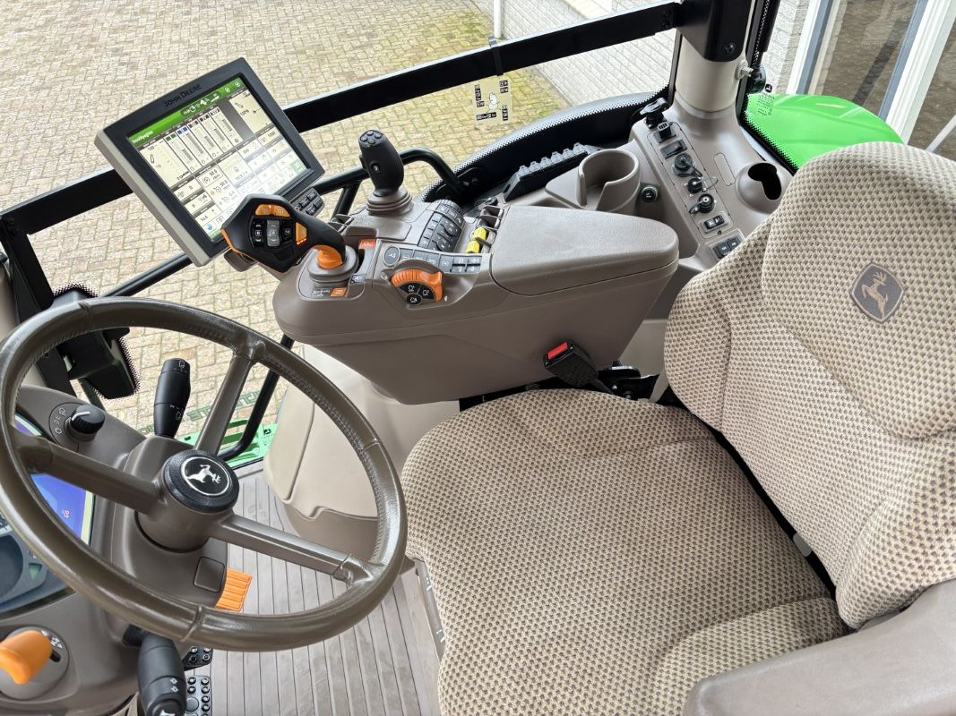 John Deere 6155R Commandpro 1850 uur