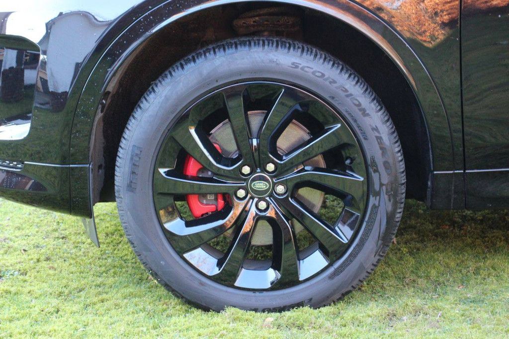 SUV Land Rover Discovery Sport Diesel/Electric 204hp 2023 (Margin)