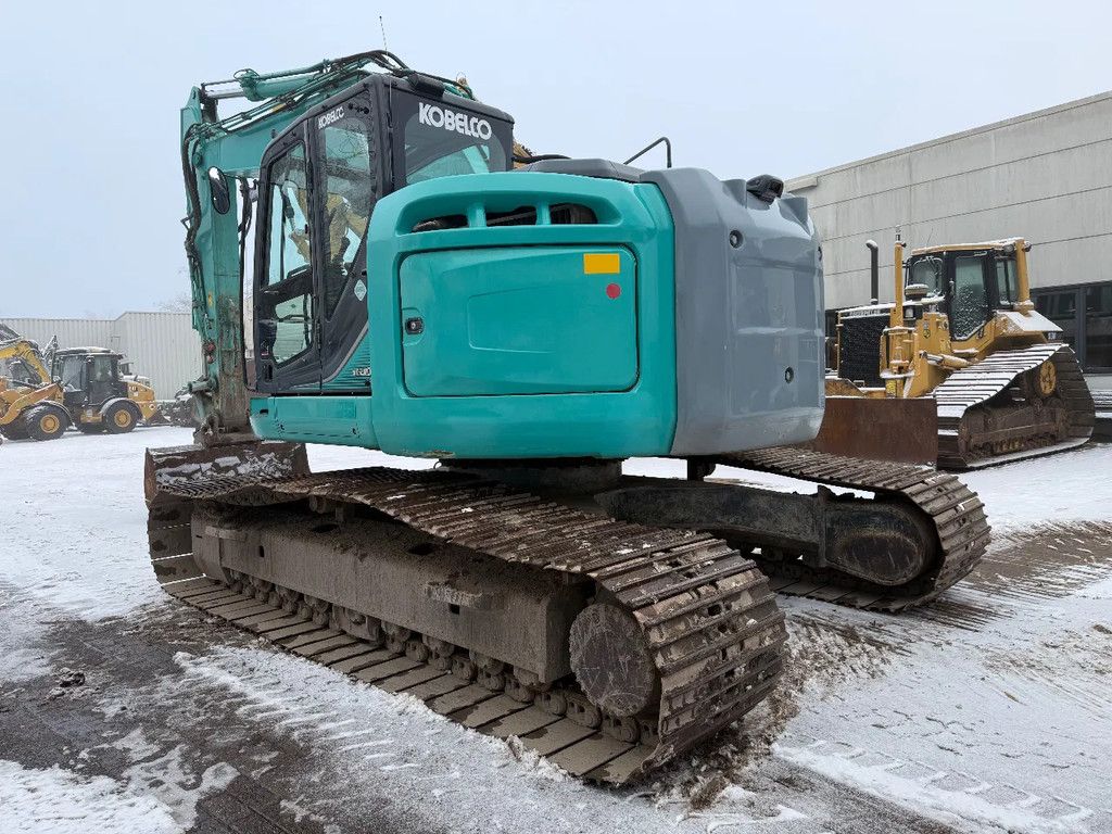 Kobelco SK260