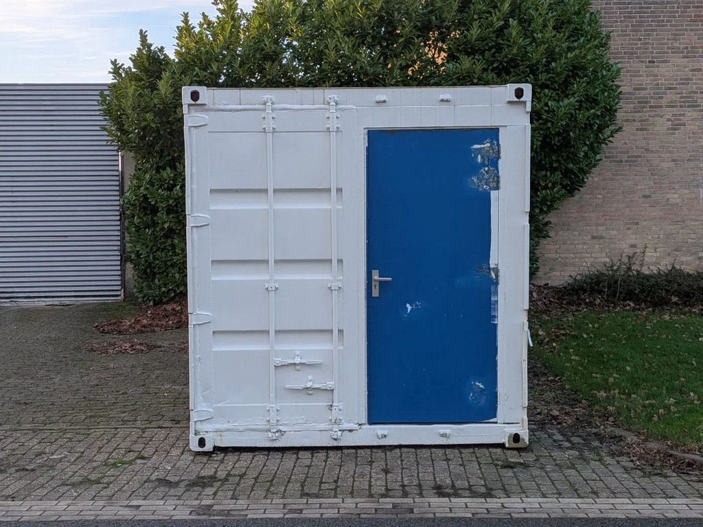 20-voet zeecontainer met loopdeur -