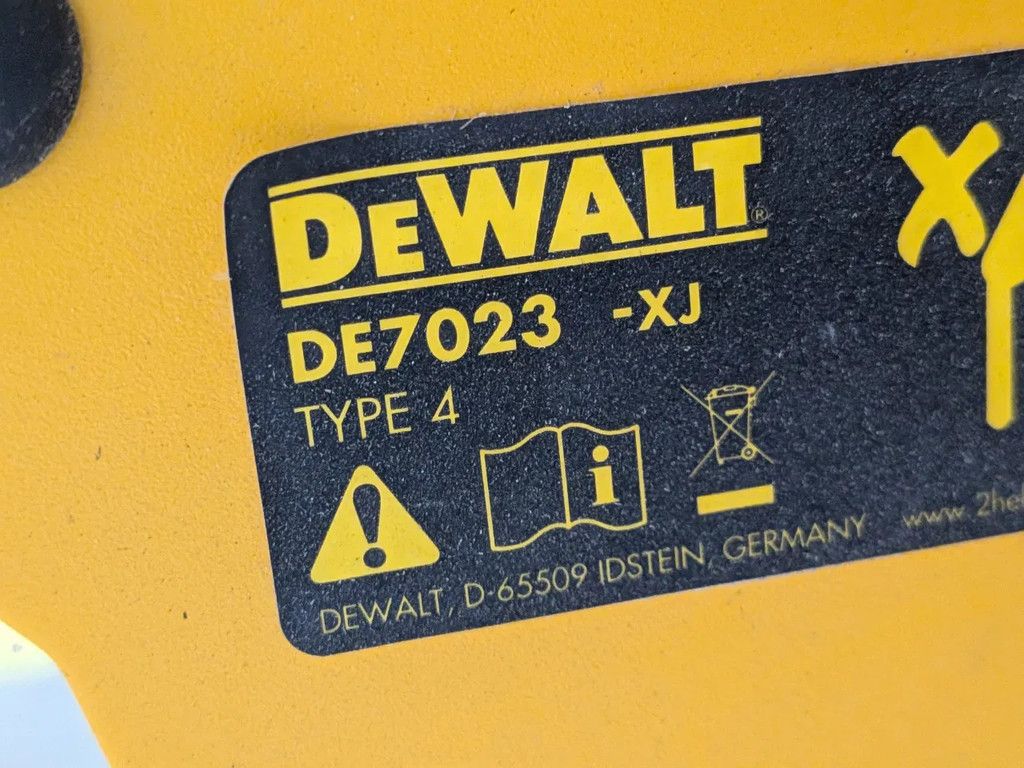 Universeel onderstel t.b.v. afkortzagen DeWalt, DE7023-XJ DE7023-XJ