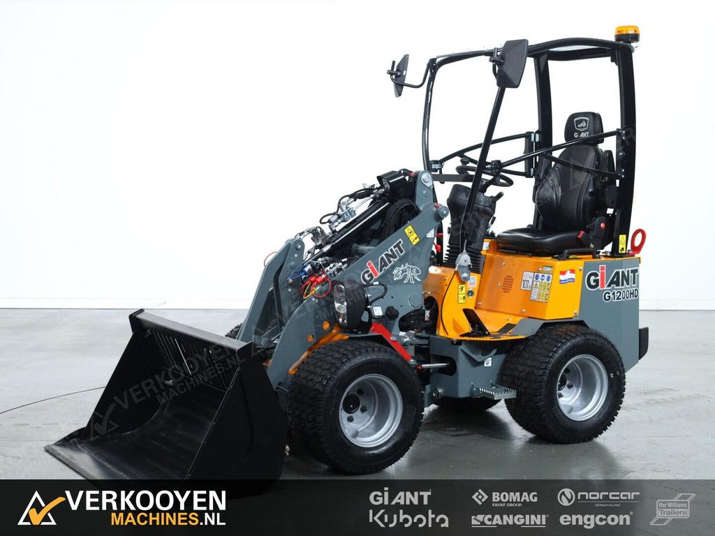 2026 Giant G1200 HD VK10485