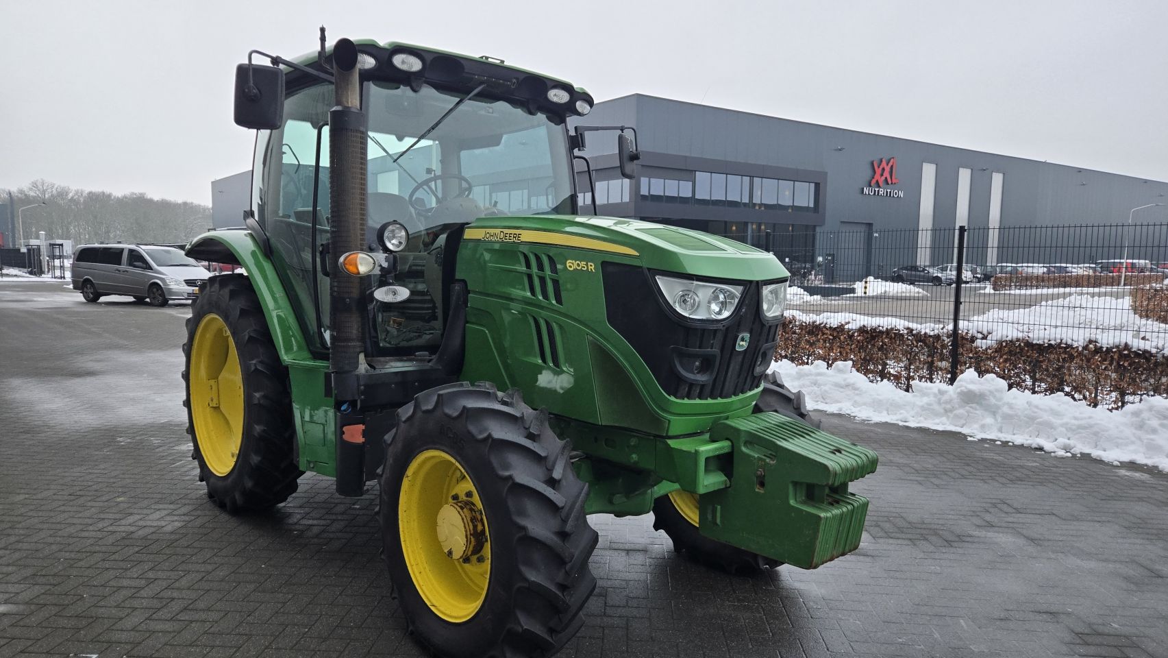 2012 John Deere 6105R 8300 uur, radio, airco,