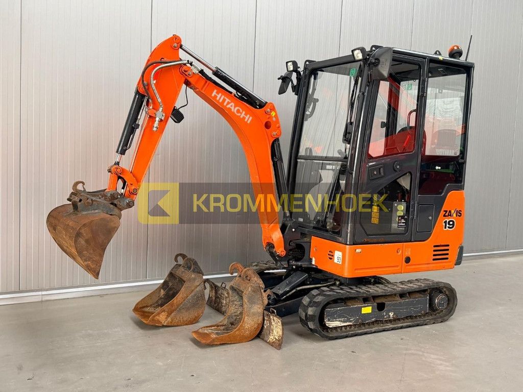Hitachi ZX 19-5A KH9767