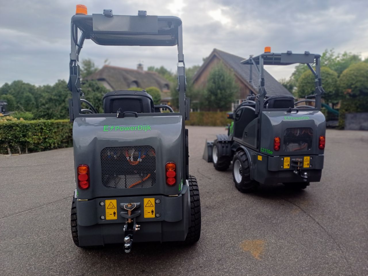 WCM L2110e elektrische minishovel shovel