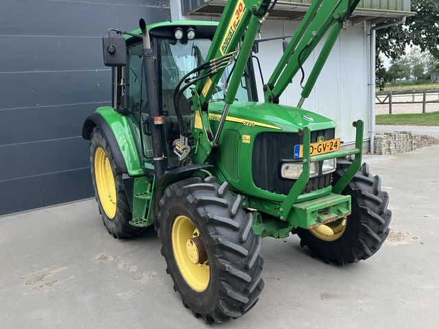 John deere 6220